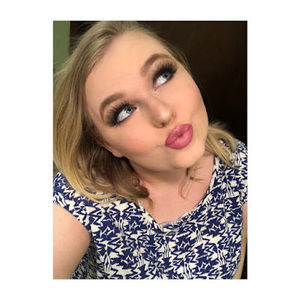 Meet your Posher, Devan